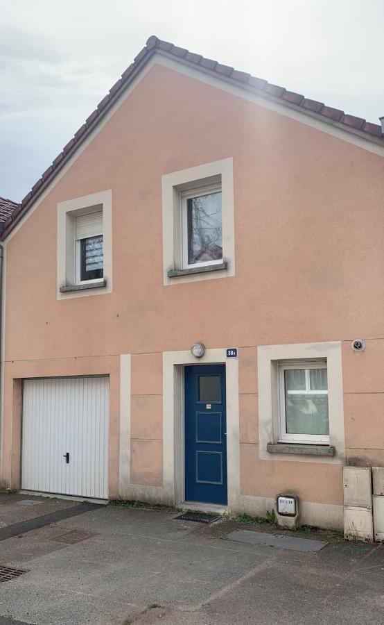 La Maison De Ville - 4 Chambres, 2 Sdb, Terrasse Et Garage - 90M2 Vesoul Exterior foto